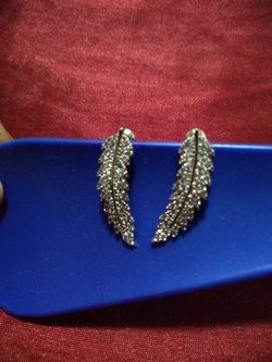 SILVER EARRINGS