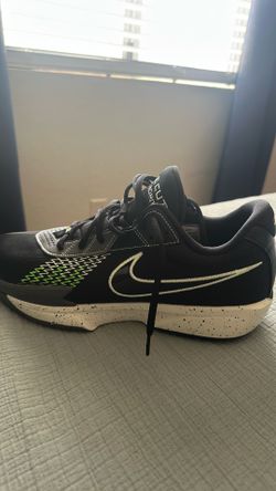 Nike zoom size 12