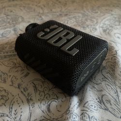 JBL GO3