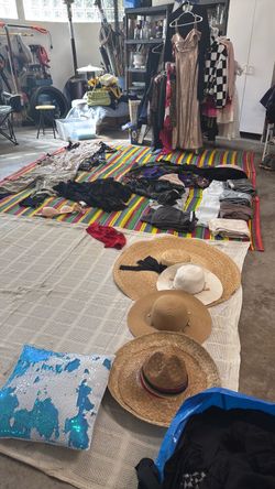 I have big  garage sale for tomorrow and Saturday .October 9th and 10th