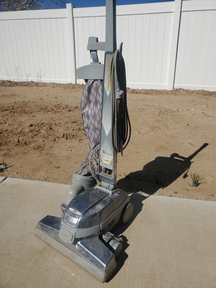 Kirby Vacuum In Good Working Condition 