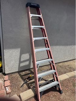 8-9 foot ladder
