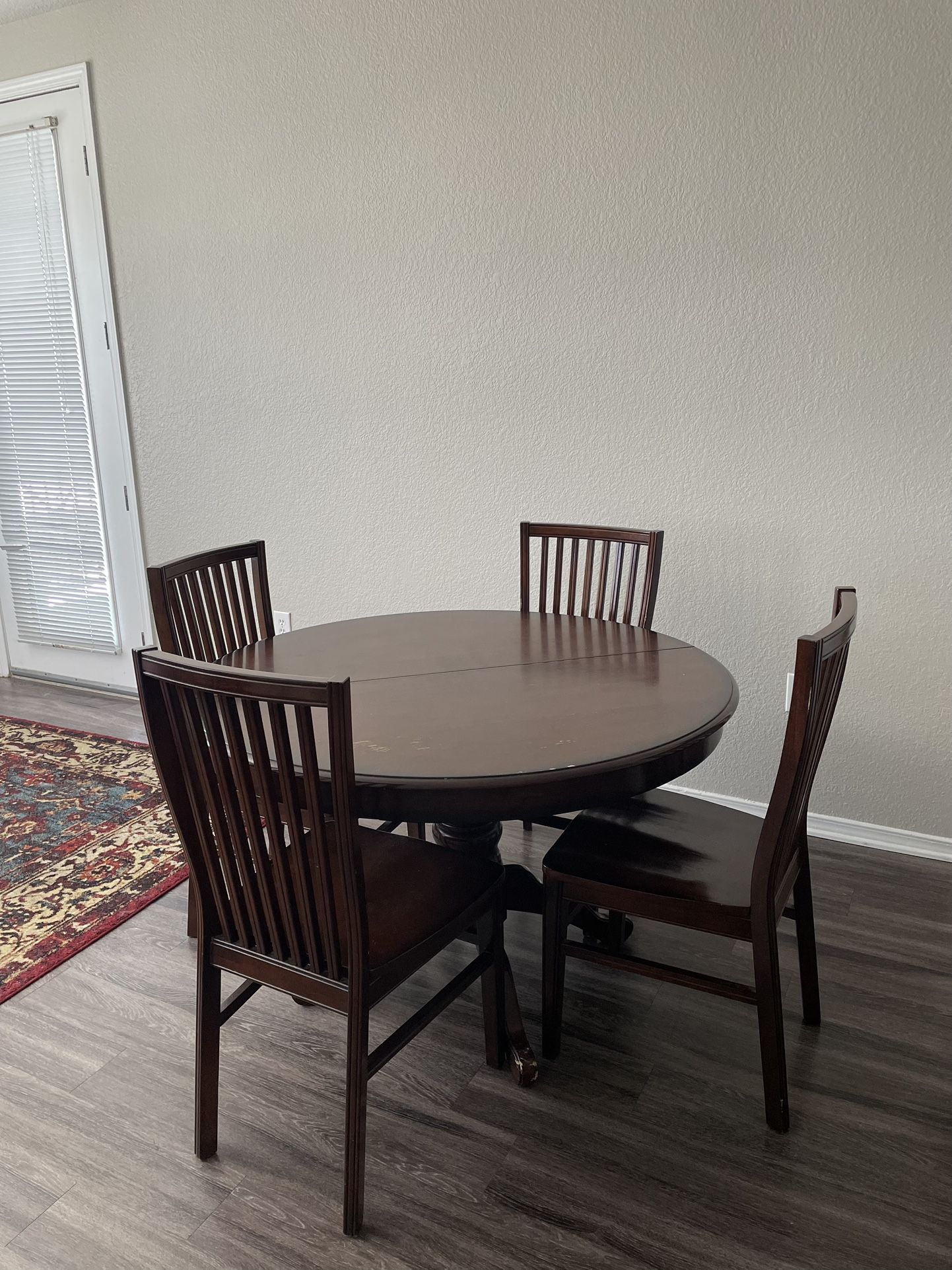 Dining Table Set