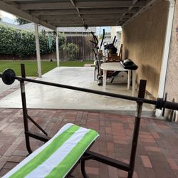 Weight Bench With Bar