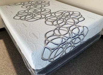 King Sky Comfort Bamboo Cool Gel Memory Foamm Matres!!