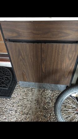 Storage cabinet