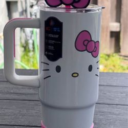 🔥Hello Kitty Tumblers $20🔥