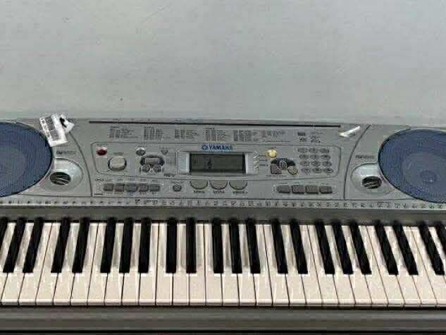 Yamaha Keyboard
