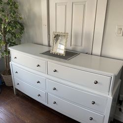 6 Drawer Dresser