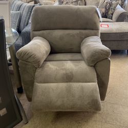 Recliners 399 just in time for the holiday ready to go so hurry limited quantities
