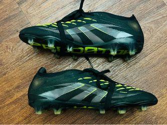 Adidas Predator Elite Men’s Size 8