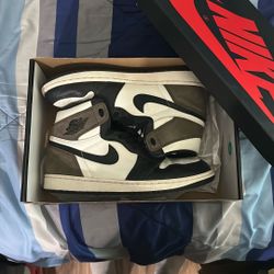 Jordan 1 Retro high OG mocha’