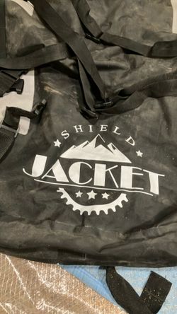 Shield Jacket rooftop cargo bag