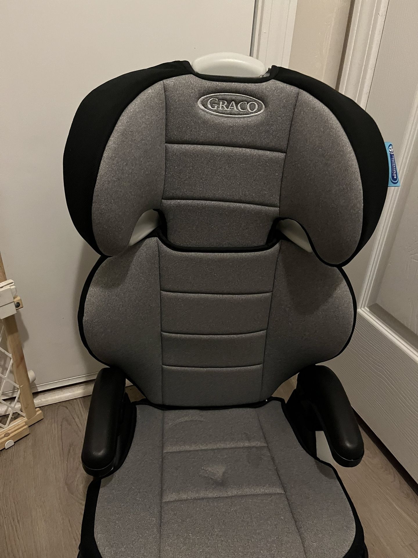 Graco 3 In 1 Grow With Me Car seat 