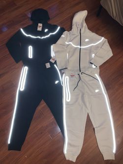Reflective Nike Tech Set