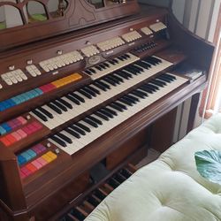 WURLITZER ORGAN with SYNTHESIZER