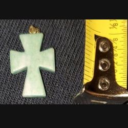 Rock Carve Cross Pendant 