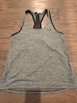 Women’s Under Armour shirt, size XS