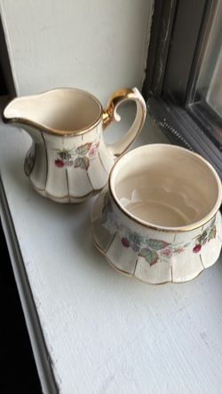 Sadler cream & sugar