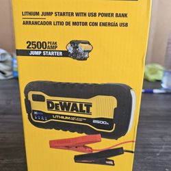 Dewalt 2500 peak amps Lithium Jump Starter with USB Power Bank