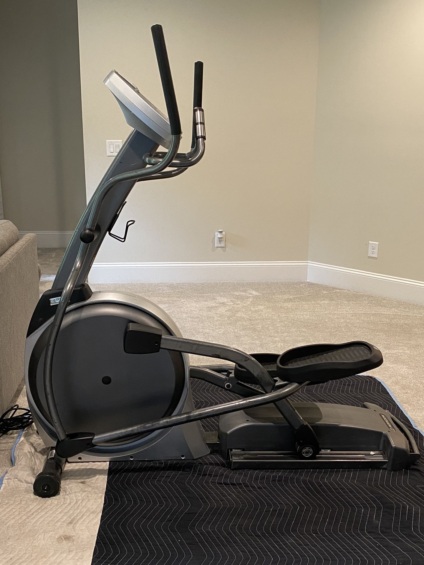 Horizon Performance E1200 Eliptical