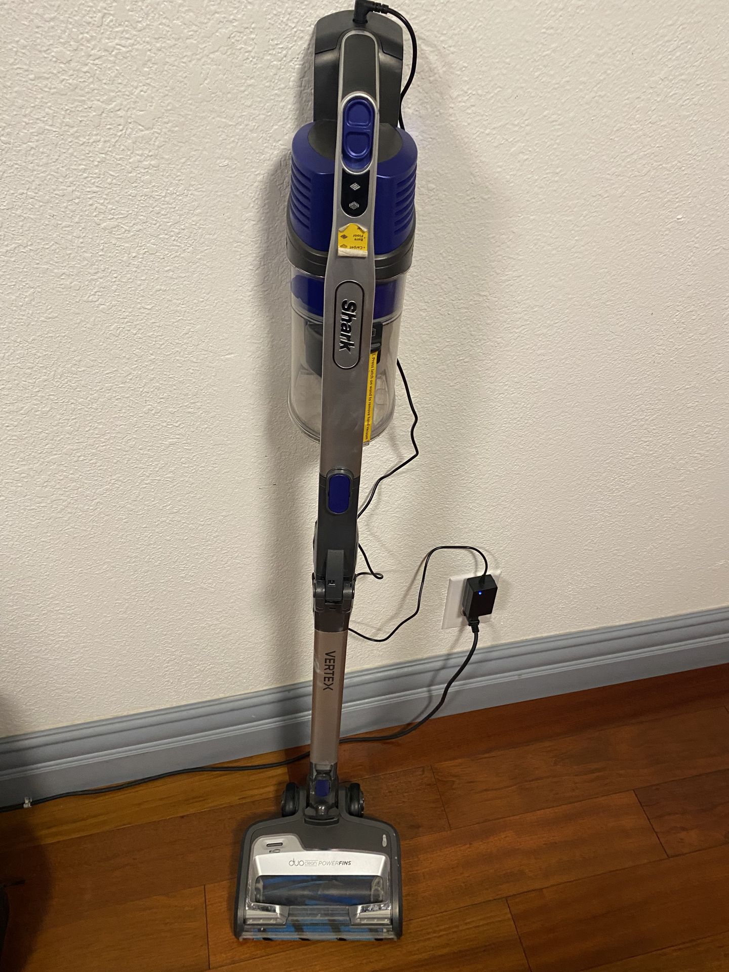 Shark Vertex DuoClean PowerFins HairPro Cordless