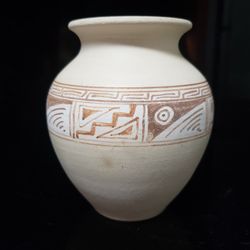Southwestern Polychrome Pottery Jar Vase