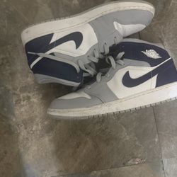 nike gray jorden’s 