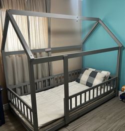 Kids bed
