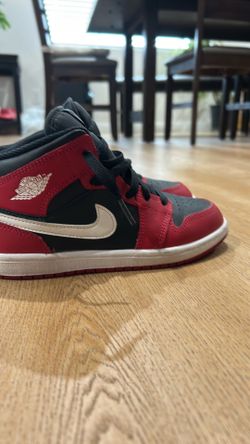 Size 2 , dm me if interested