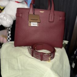 Burberry Bag Hand In Crossbody 