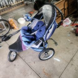 Schwinn 3 Wheel Double Jogging Stroller 