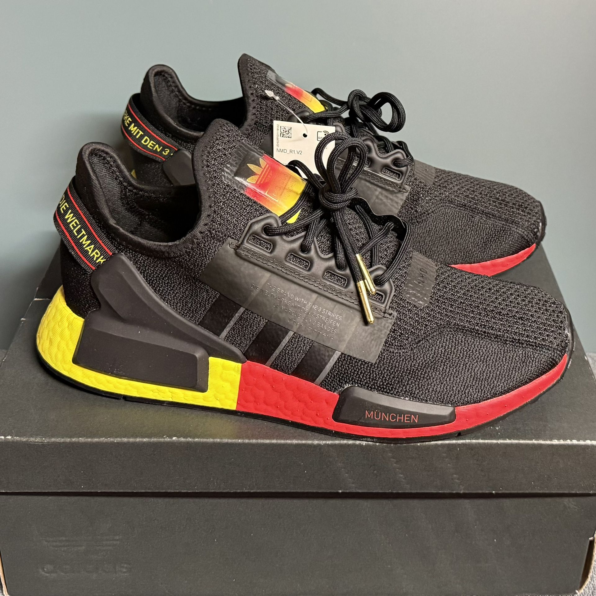 $85 Men’s Adidas NMD Brand New Size 10 (Women’s 11.5)