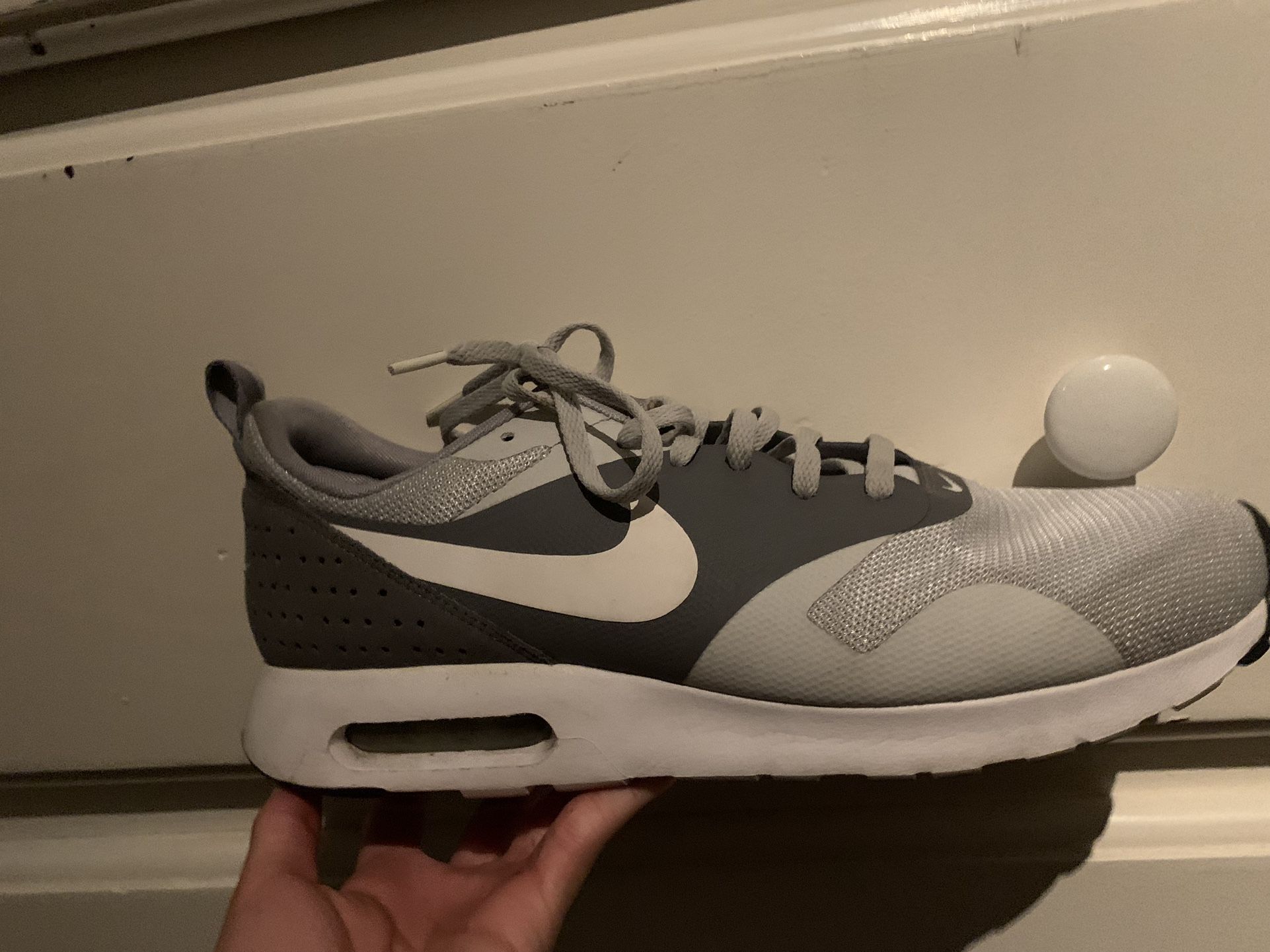 Nike Airmax Tavas Nike Tavas First Copy Basketball Shoes Air Max