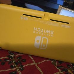Nintendo Switch Lite Yellow
