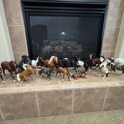 Breyer Horses~Lot of 17