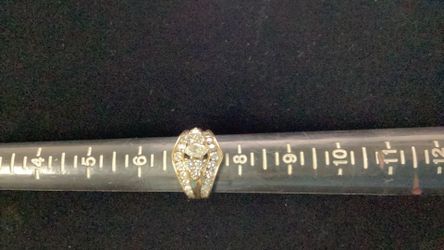 14k ladies diamond ring