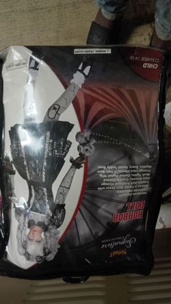 Halloween child costume half price off brand new