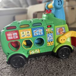 Vetch Sort & Recycle Ride On Truck