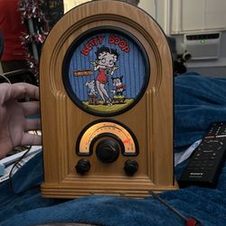 Batty Boop Vintage Radio