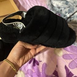Fluffy UGG Sides