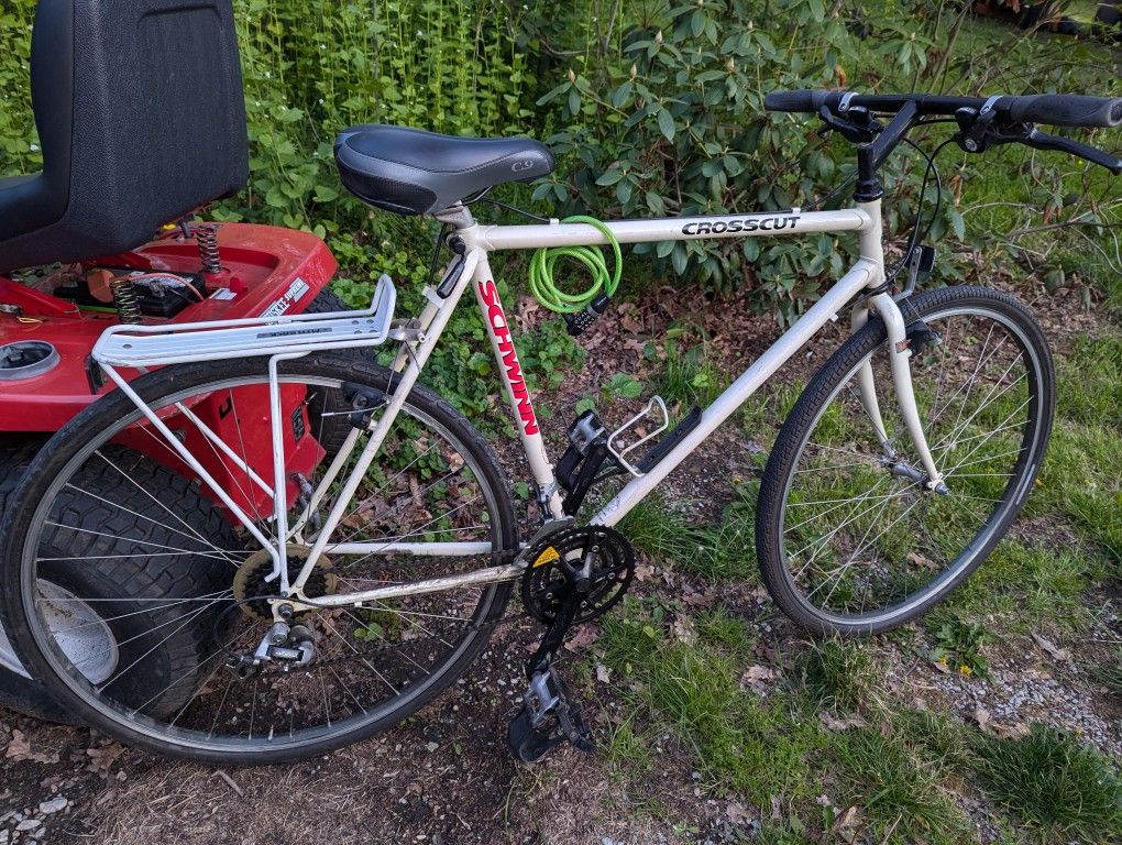 Vintage Schwinn Crosscut Hybrid