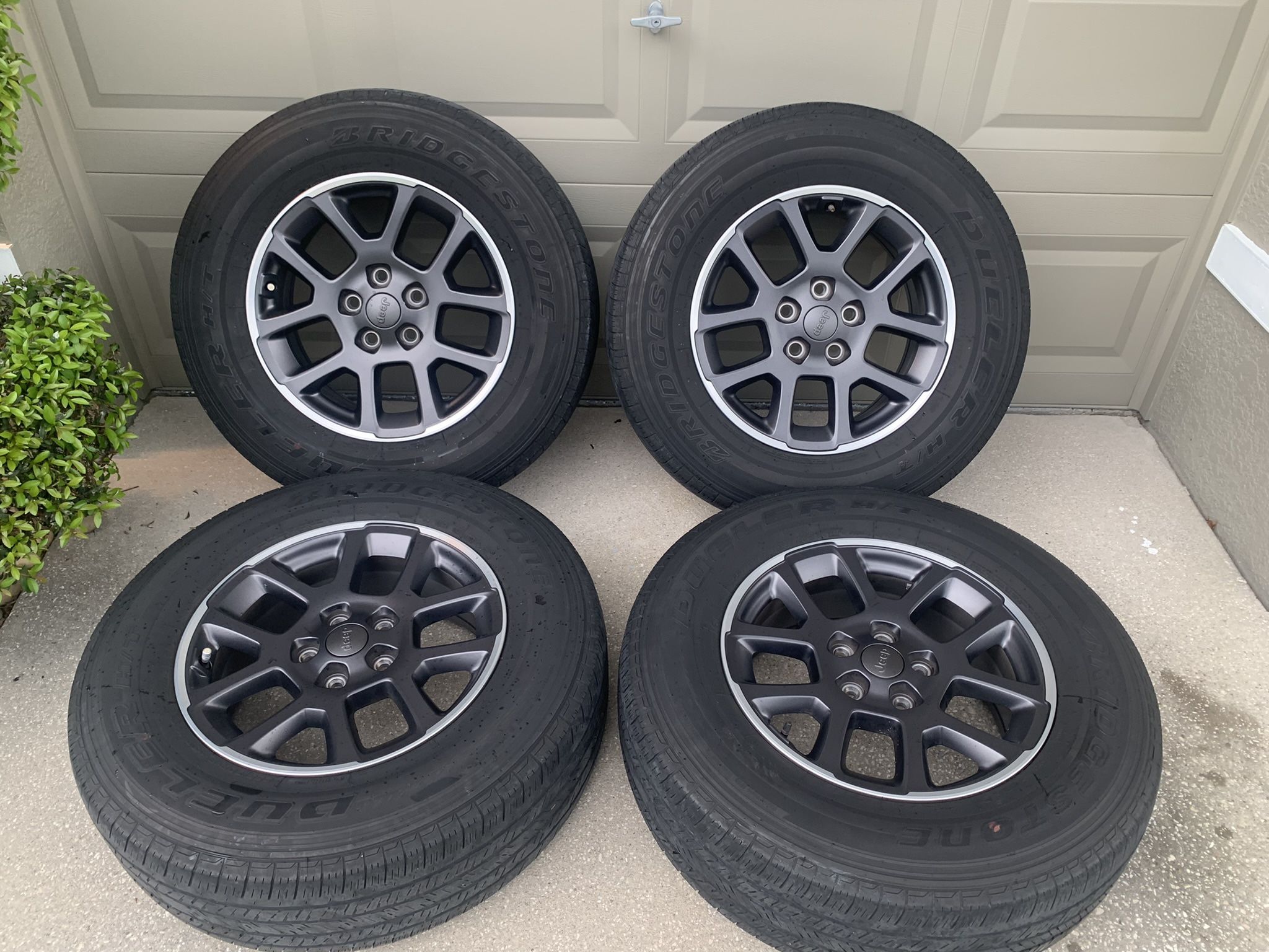 Jeep Gladiator Overland Wheels And Tires for Sale in Valrico, FL - OfferUp