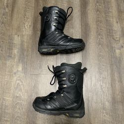 Snowboard boots size 11