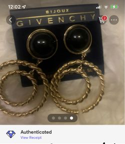 Bijoux Givenchy Vintage Signed Opposing Black Ceramic and Golden Clip-On Drop Earrings