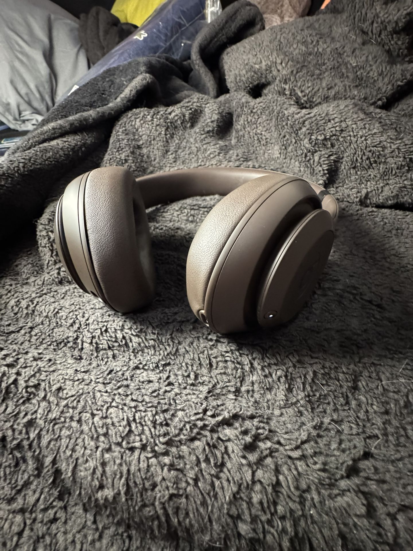 Beats Studio Pro Brown