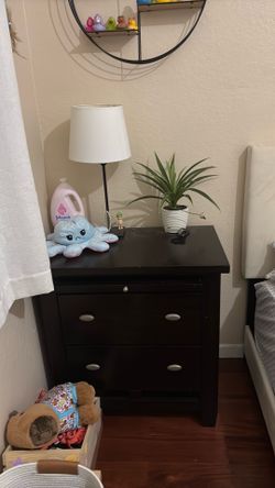 5 piece King size Bedroom Set