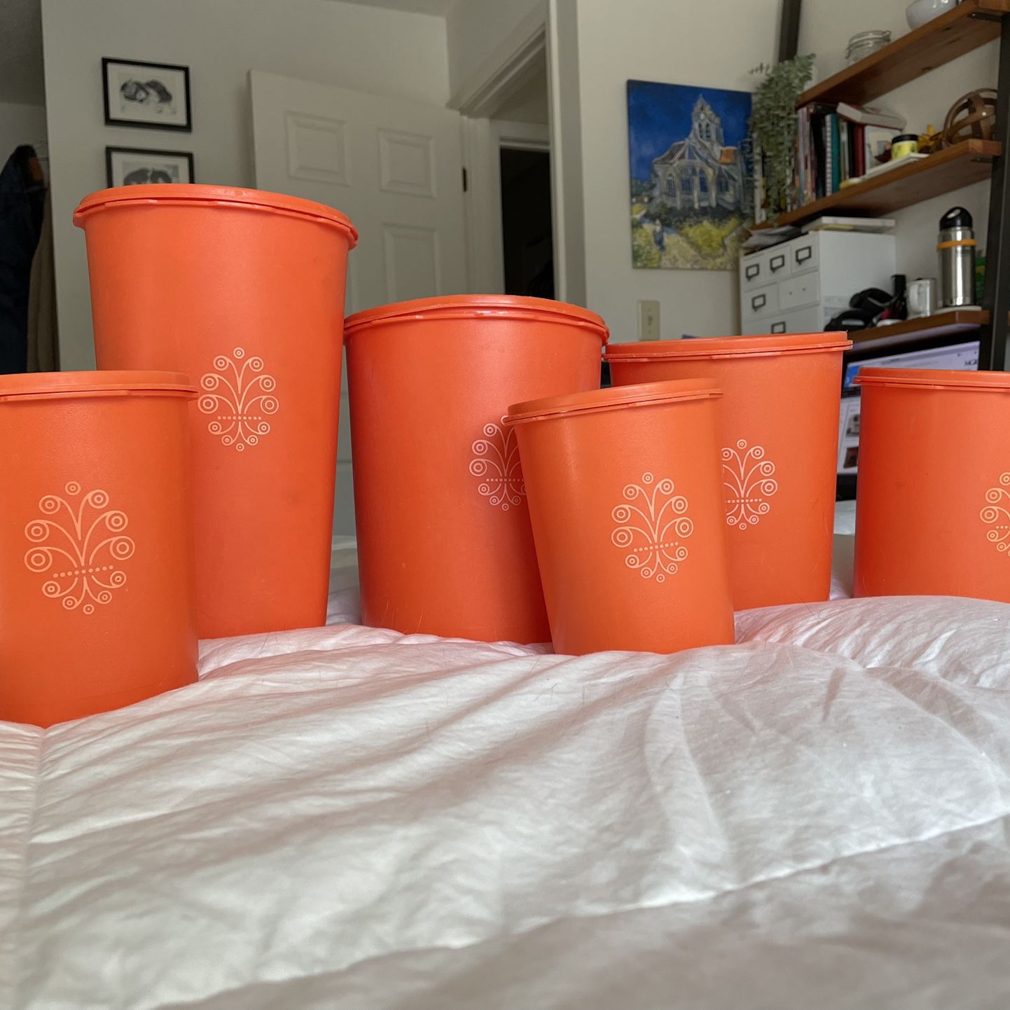 Tupperware Vintage Orange Kitchen Canister Set - 6 canisters for flour,  sugar, etc for Sale in Roselle, IL - OfferUp