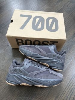 Yeezy 700 Utility Black Size 13 Brand New 