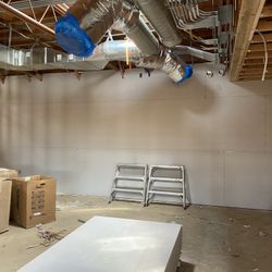 DRYWALL HANG ER AND DEM O